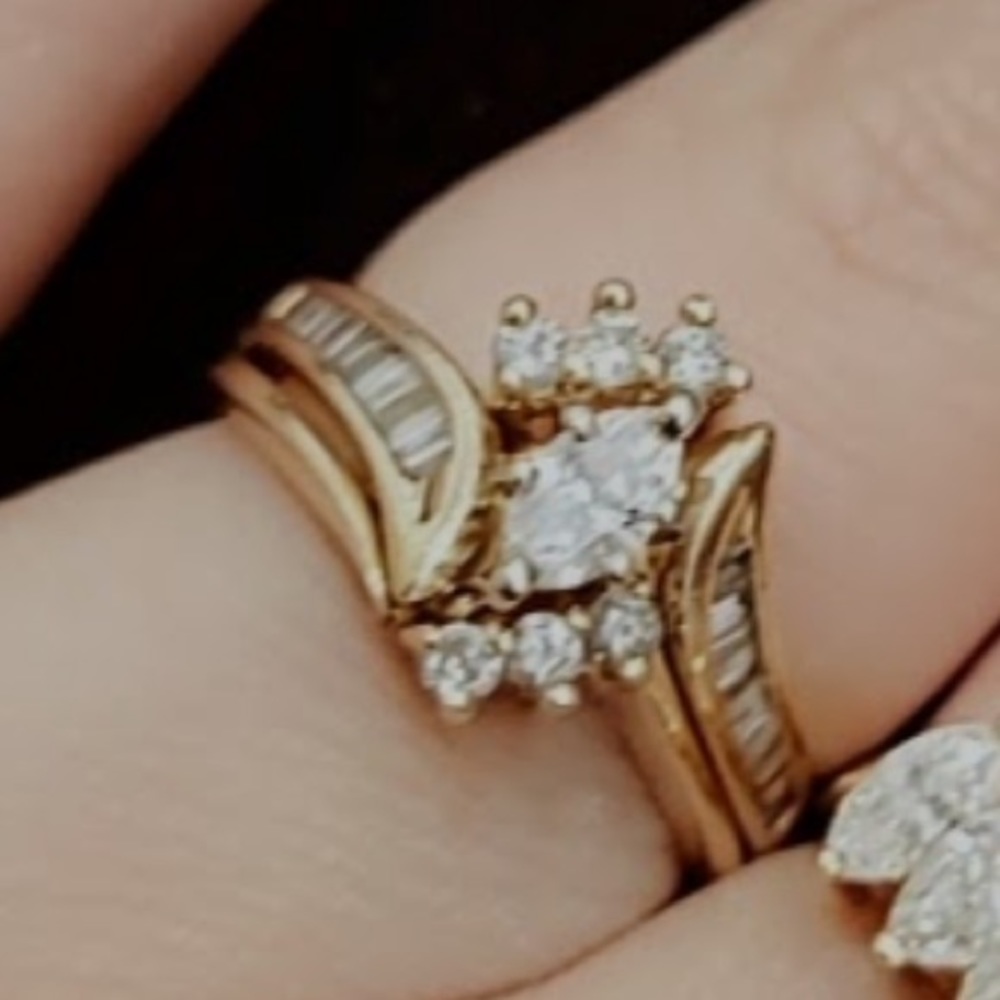 1ct TDW marquise Bridal set 14k yellow gold